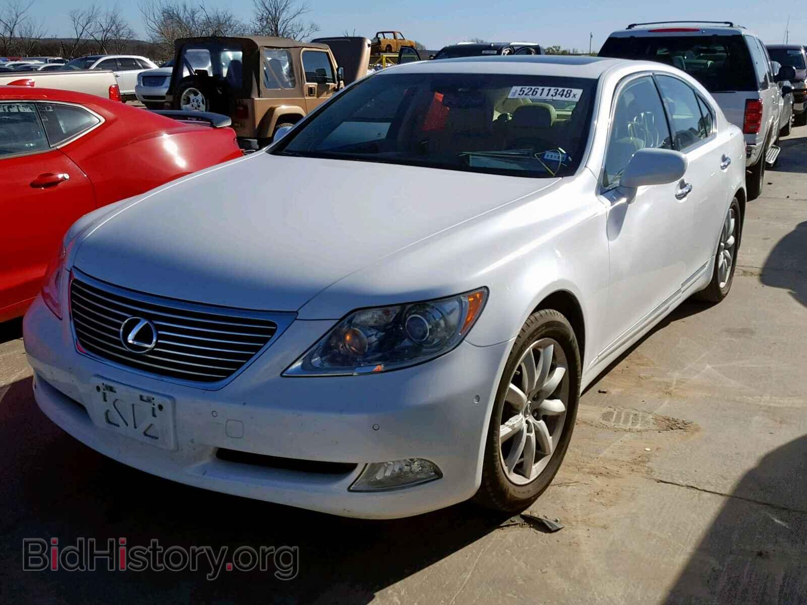 2007 LEXUS LS460 - VIN: JTHBL46F575013499 - Photo 2