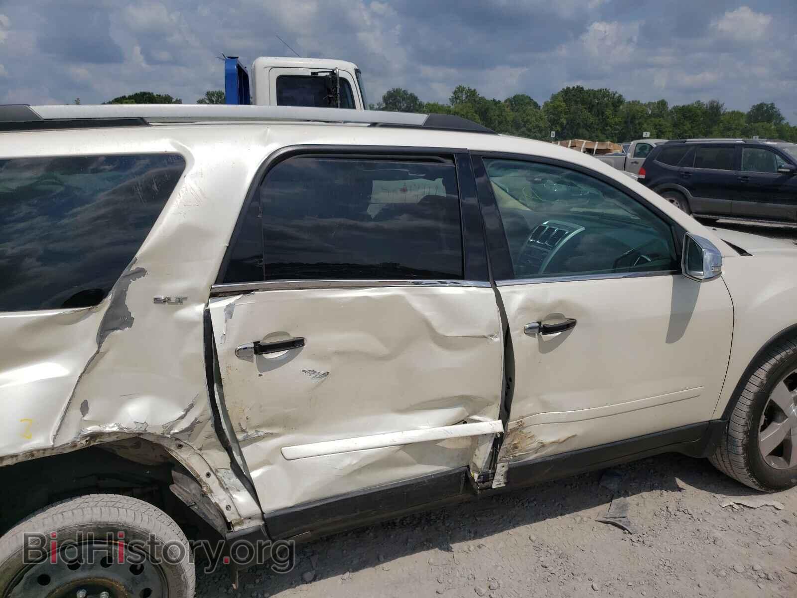 2011 GMC ACADIA - VIN: 1GKKRRED9BJ292067 - Фото 6