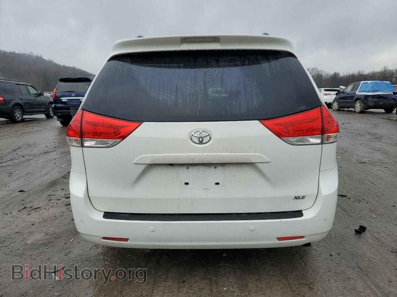 2011 TOYOTA All Models - VIN: 5TDYK3DC3BS046747 - Фото 6