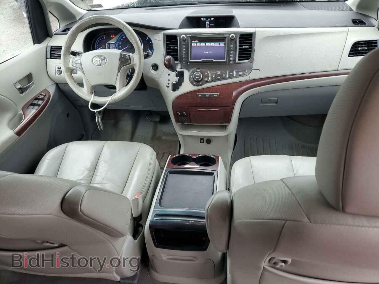 2011 TOYOTA All Models - VIN: 5TDYK3DC3BS046747 - Фото 8
