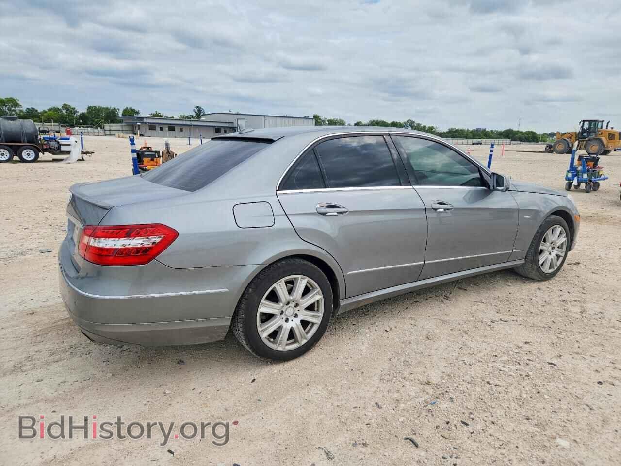 2012 MERCEDES-BENZ E-CLASS - VIN: WDDHF5KB1CA588699 - Фото 3