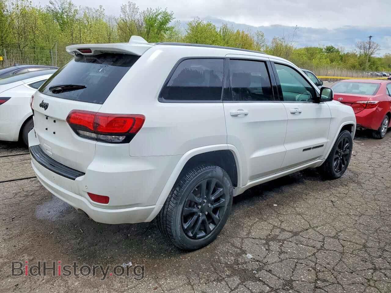 2018 JEEP CHEROKEE - VIN: 1C4RJFAG3JC217397 - Фото 3