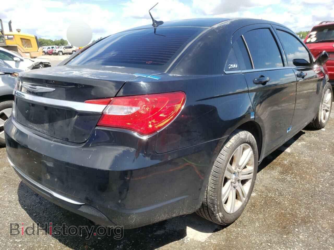 2013 CHRYSLER 200 - VIN: 1C3CCBAB6DN647158 - Фото 4