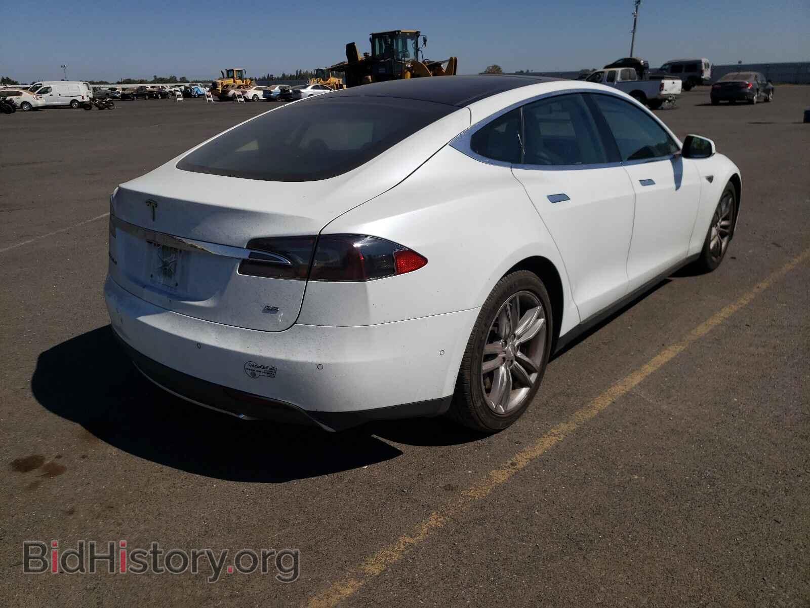 2014 TESLA MODEL S - VIN: 5YJSA1H1XEFP65377 - Photo 4