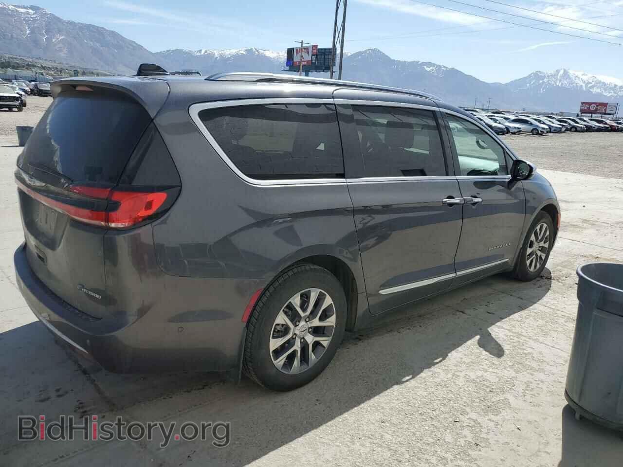 2023 CHRYSLER PACIFICA - VIN: 2C4RC1N74PR599706 - Фото 3