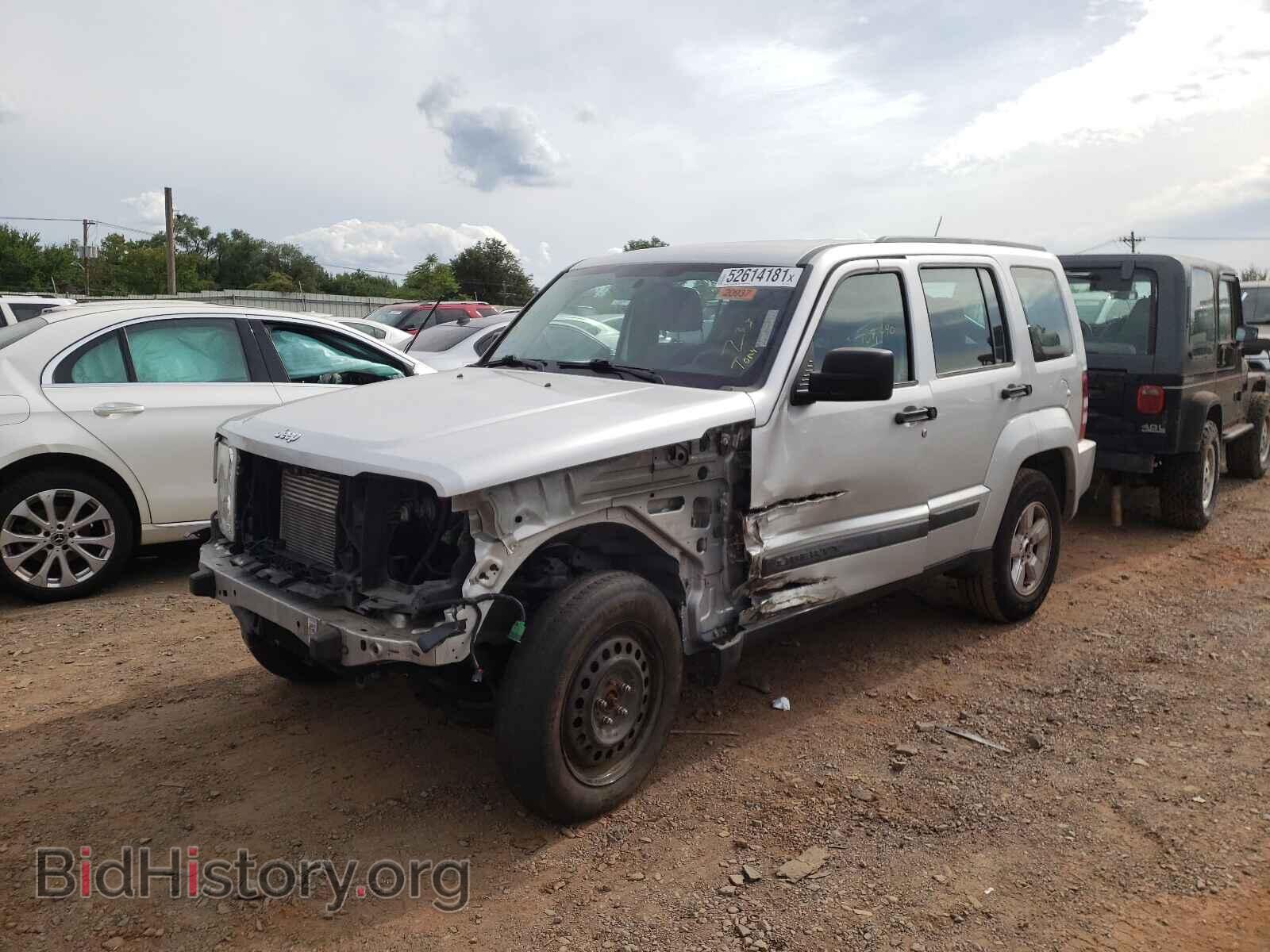 2011 JEEP LIBERTY - VIN: 1J4PN2GK8BW591465 - Фото 2