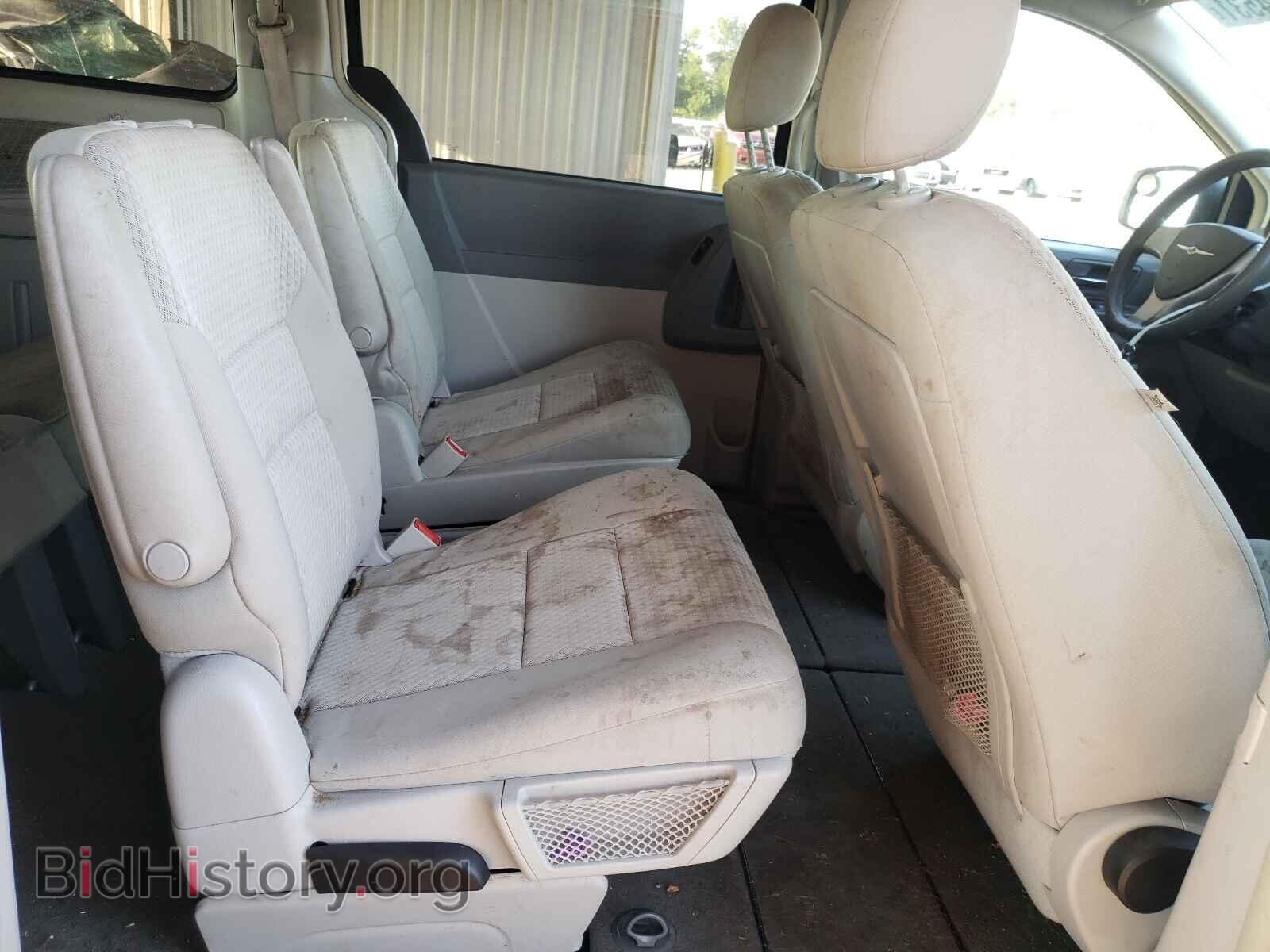 2009 CHRYSLER MINIVAN - VIN: 2A8HR44E59R597373 - Фото 6