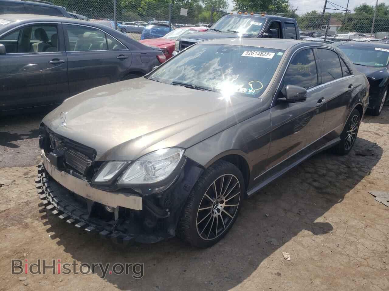 2011 MERCEDES-BENZ E-CLASS - VIN: WDDHF9AB6BA442564 - Фото 2