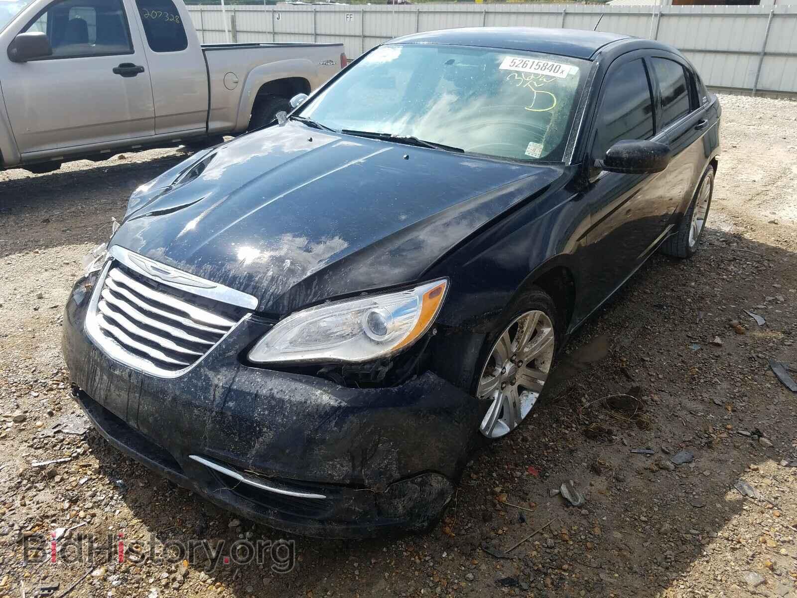 2013 CHRYSLER 200 - VIN: 1C3CCBBB0DN539293 - Фото 2