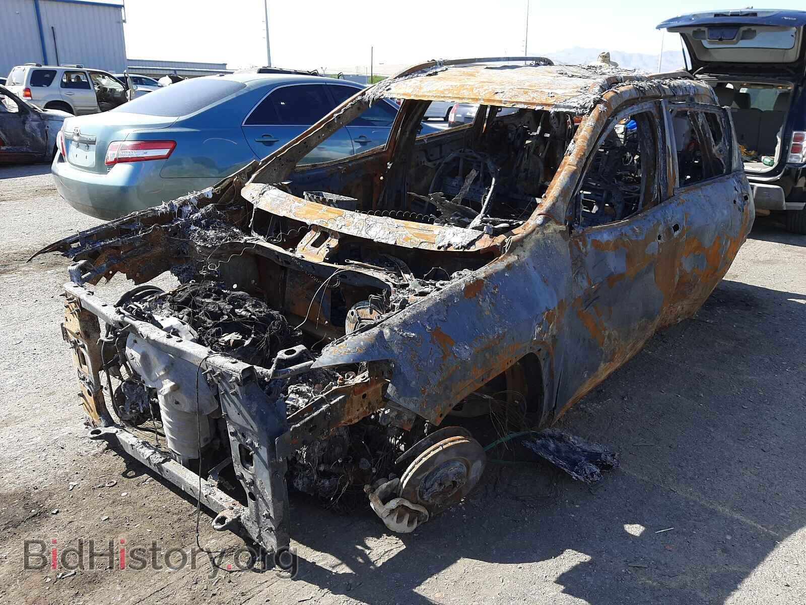 2019 JEEP CHEROKEE - VIN: 1C4PJMDN4KD319941 - Фото 2
