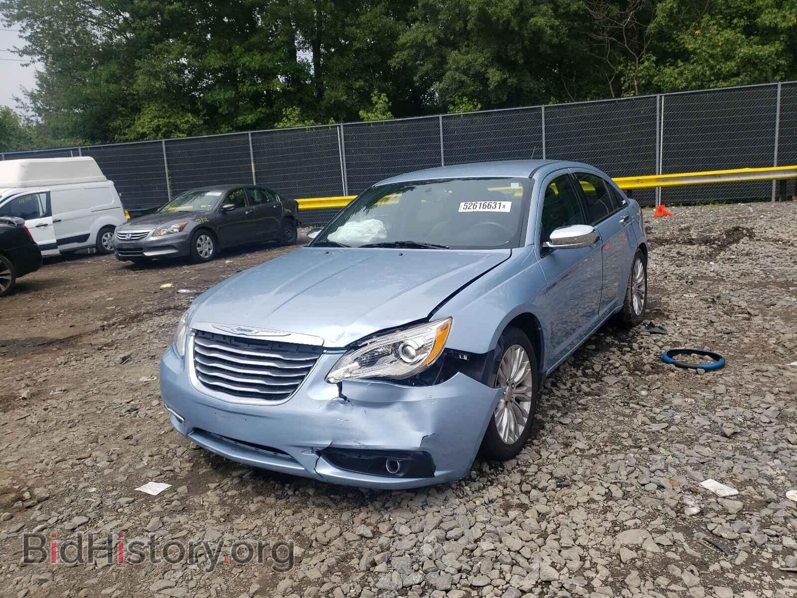 2013 CHRYSLER 200 - VIN: 1C3CCBCG0DN651392 - Photo 2