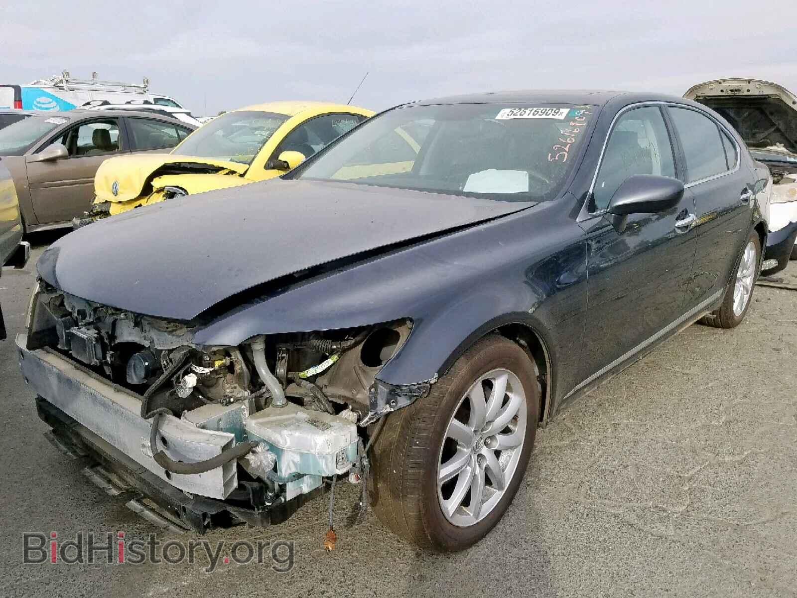 2007 LEXUS LS460 - VIN: JTHGL46F475010468 - Photo 2