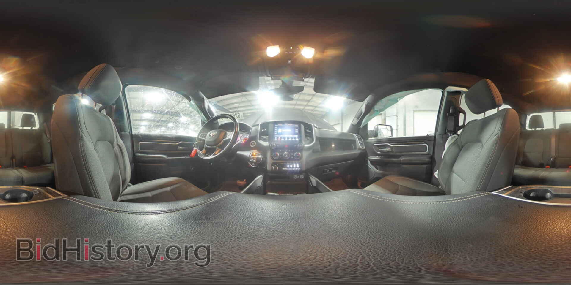 2020 RAM 1500 - VIN: 1C6SRFFT3LN375902 - Фото 14