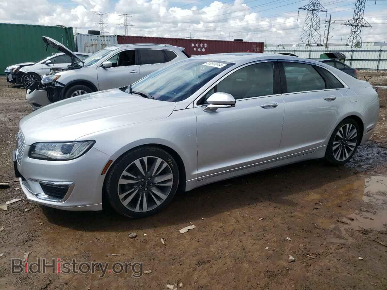 Фотография 3LN6L5E92HR609541 - LINCOLN MKZ 2017
