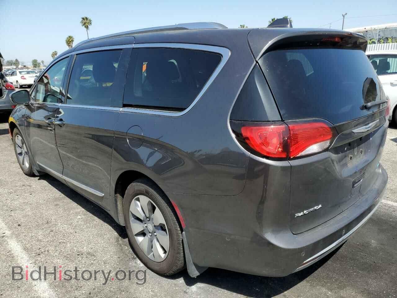 2018 CHRYSLER PACIFICA - VIN: 2C4RC1N72JR167431 - Фото 2