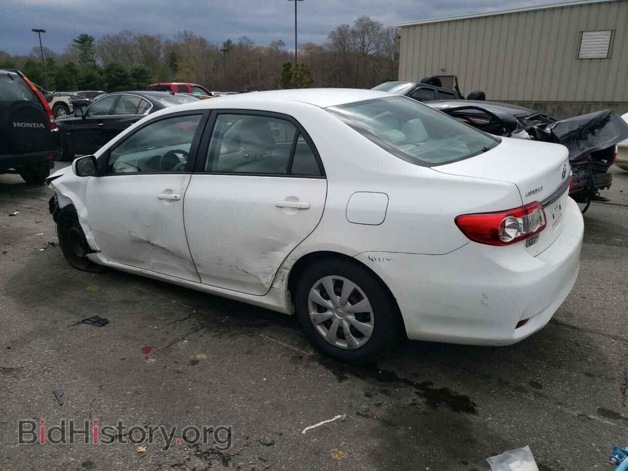 2011 TOYOTA COROLLA - VIN: 2T1BU4EE2BC750808 - Фото 2