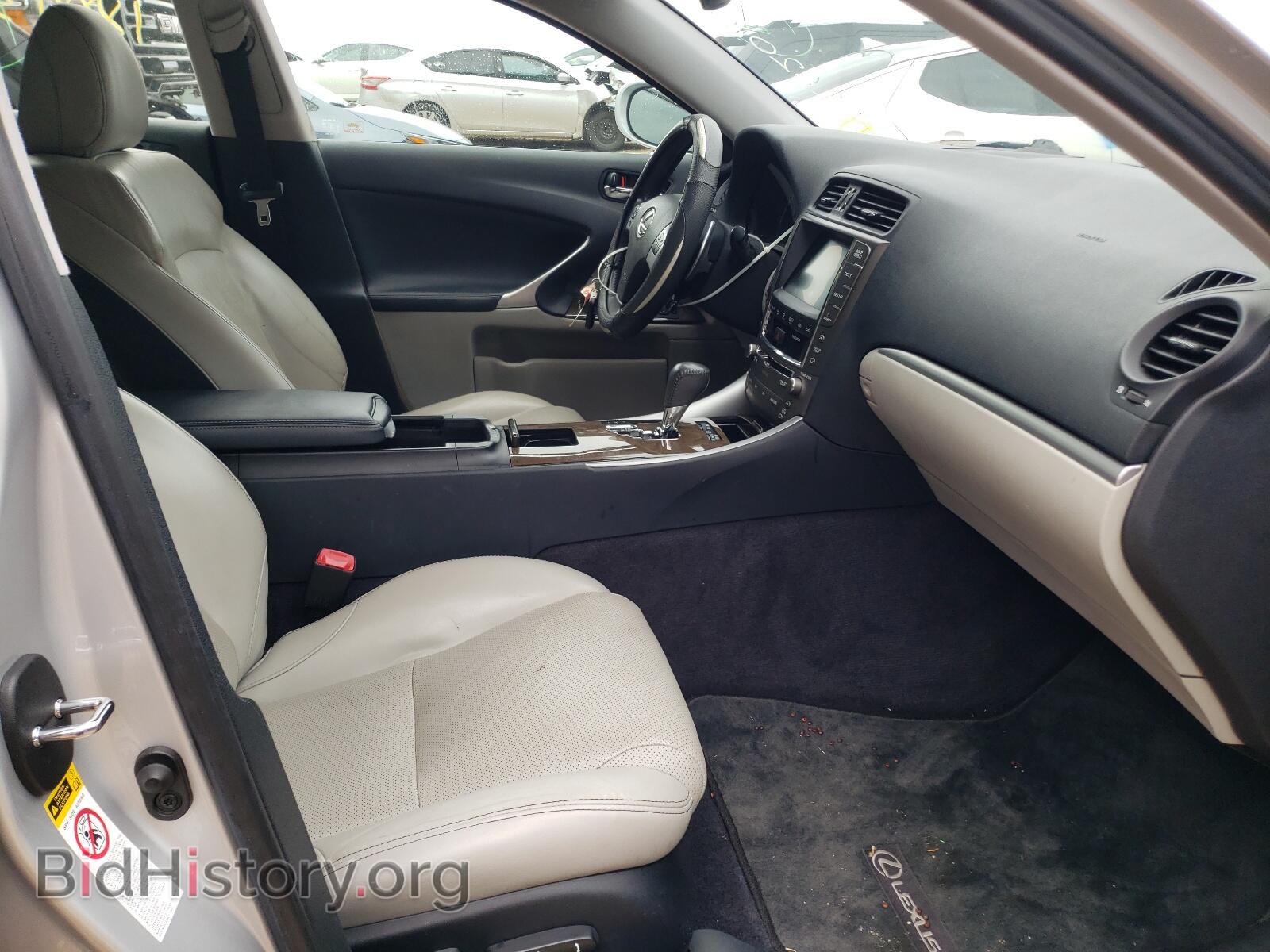 2011 LEXUS IS - VIN: JTHBF5C23B2101377 - Фото 5