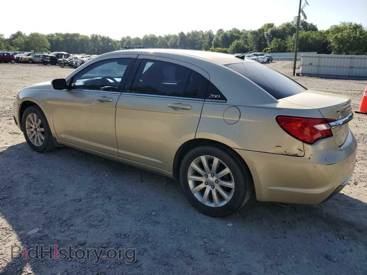 2011 CHRYSLER 200 - VIN: 1C3BC1FB0BN522653 - Фото 2