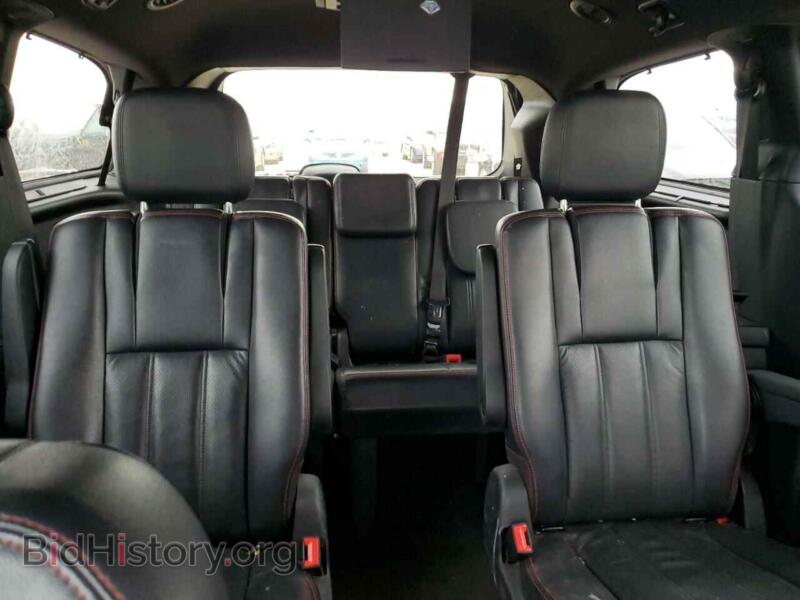 2011 Dodge CARAVAN (VIN 2D4RN7DG7BR729133) — photo 10 of 14