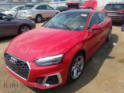 2021 Audi A5 A5 Premium, красный — VIN WAUDACF56MA044438, Copart