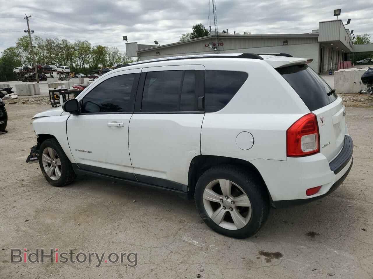 2011 JEEP COMPASS - VIN: 1J4NF1FB6BD197619 - Фото 2