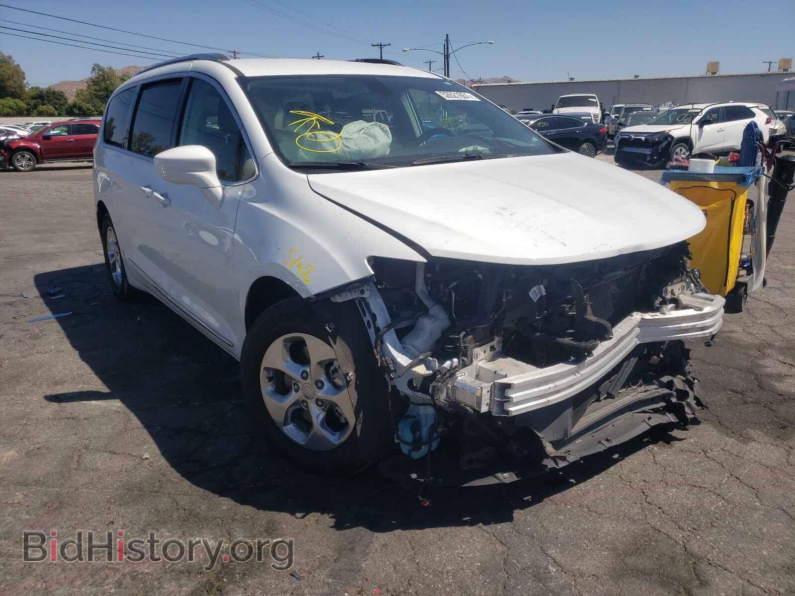Фотография 2C4RC1L70JR175658 - CHRYSLER PACIFICA 2018