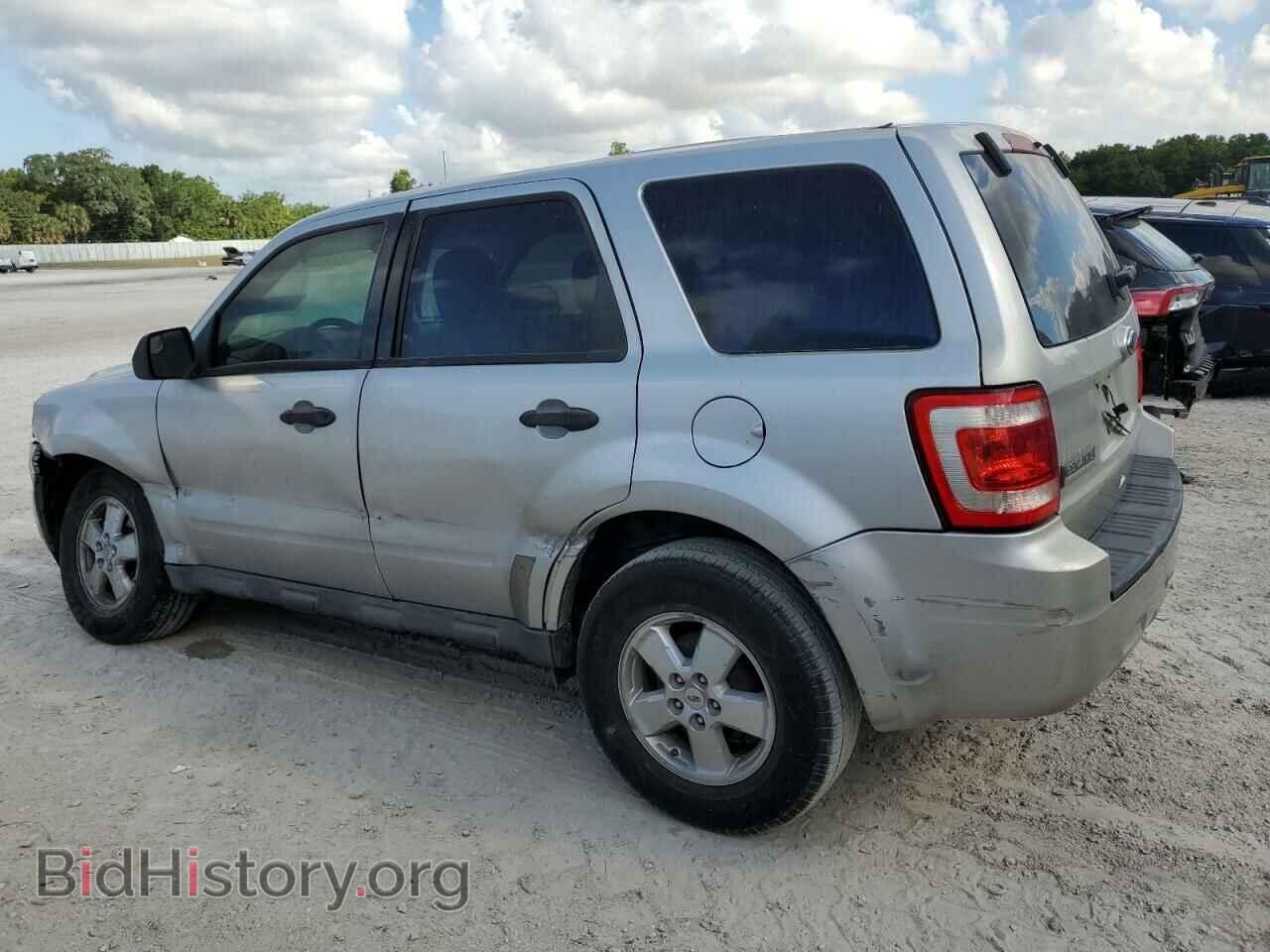 2010 FORD ESCAPE - VIN: 1FMCU0C75AKA44698 - Фото 2