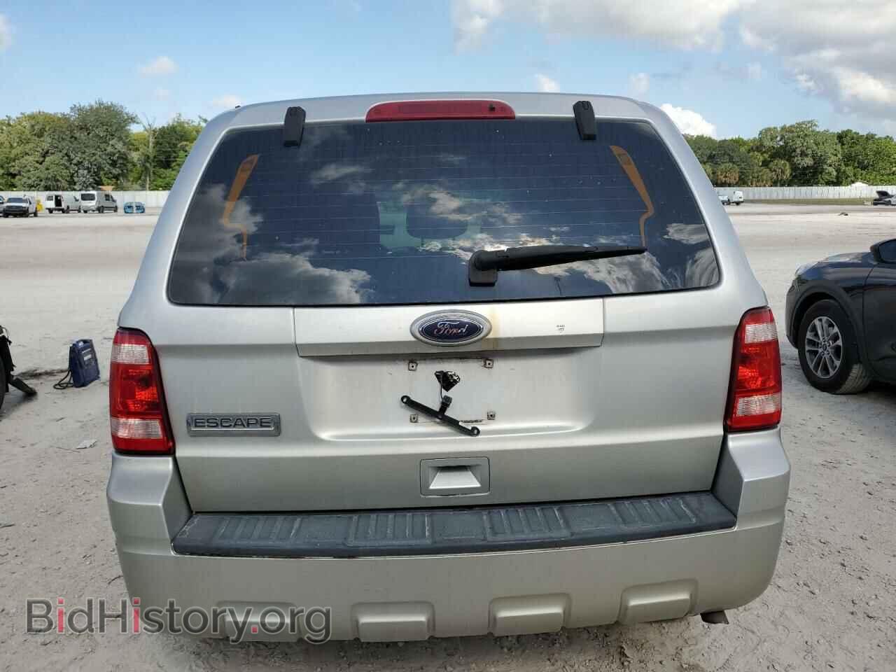 2010 FORD ESCAPE - VIN: 1FMCU0C75AKA44698 - Фото 6
