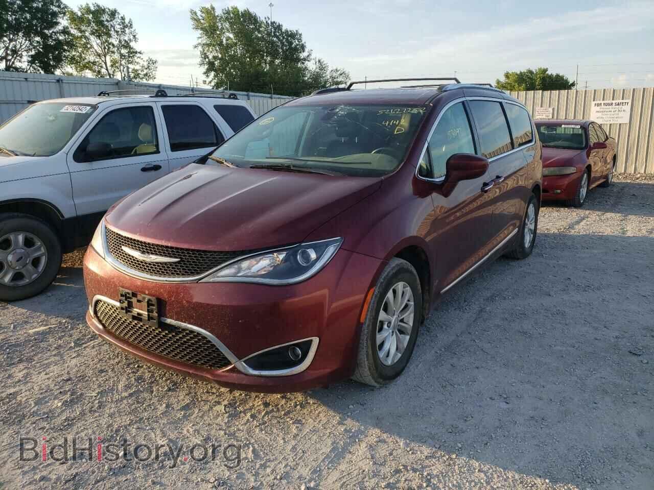 2018 CHRYSLER PACIFICA - VIN: 2C4RC1BG6JR214142 - Photo 2