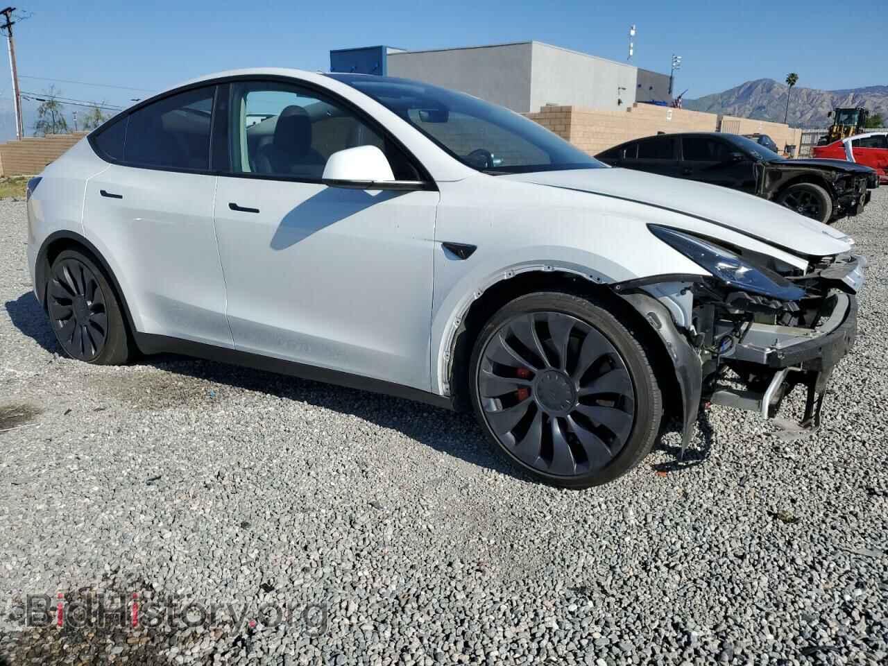 2024 TESLA MODEL Y - VIN: 7SAYGDEF2RF061404 - Фото 4