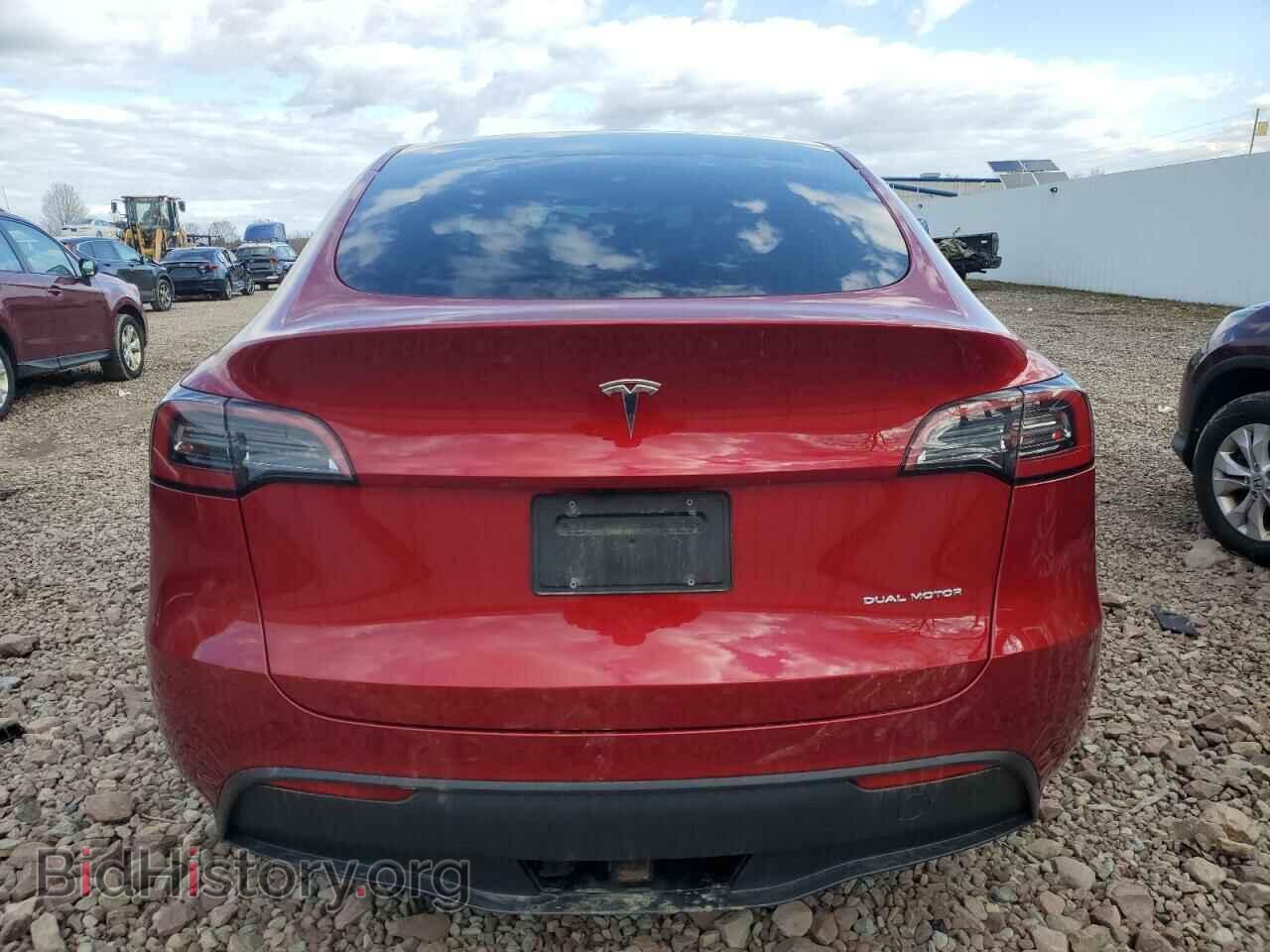 2024 TESLA MODEL Y - VIN: 7SAYGDEE8RA302077 - Фото 6
