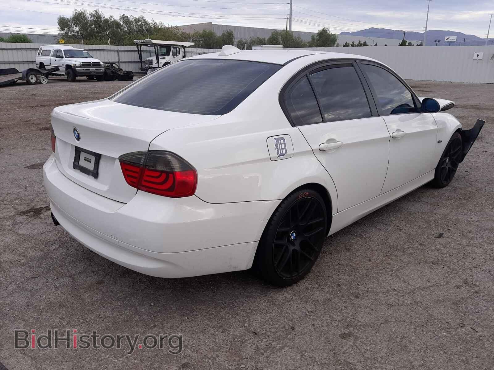 2008 BMW 3 SERIES - VIN: WBAVC53568FZ89607 - Фото 4