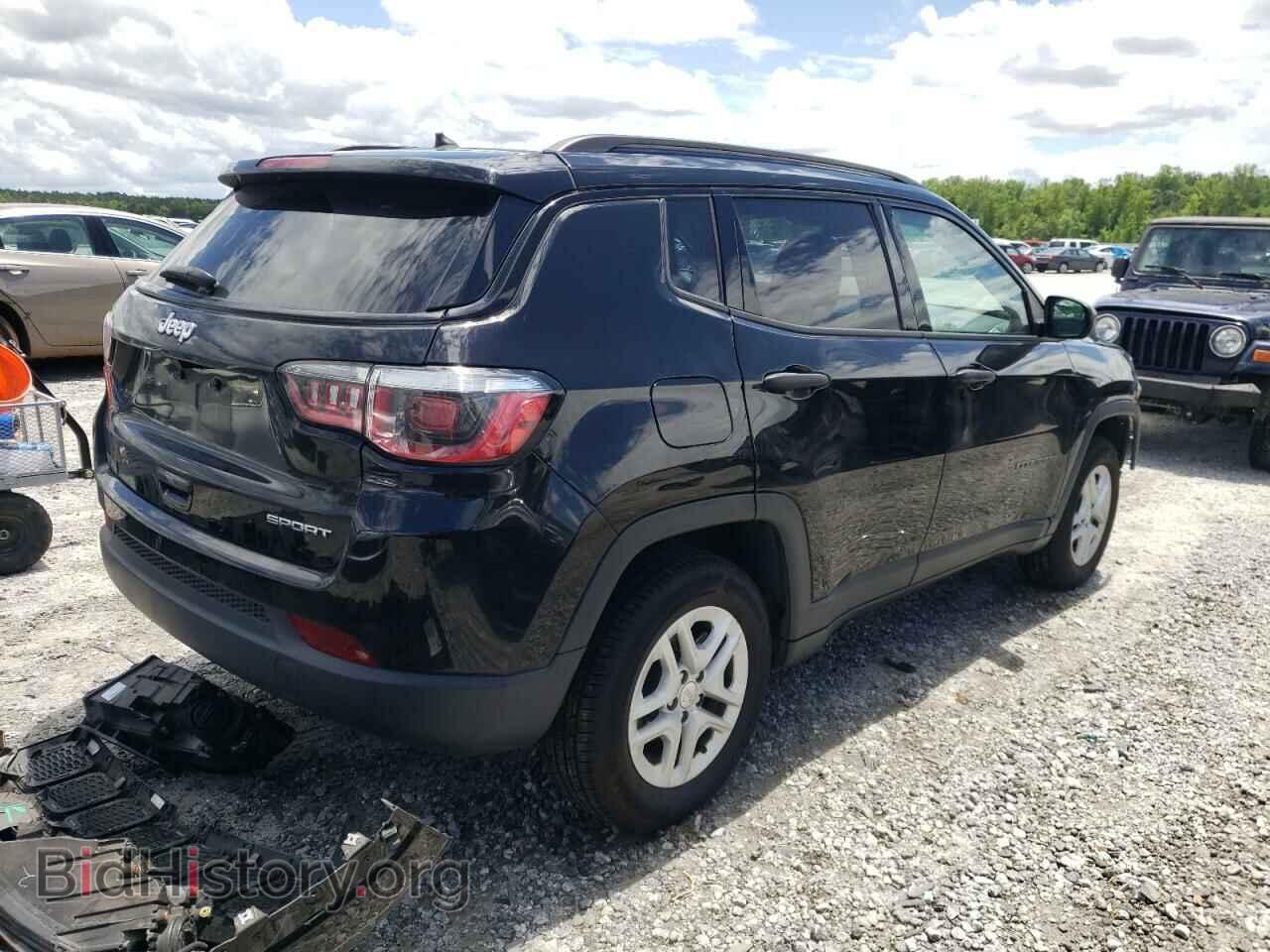 2018 JEEP COMPASS - VIN: 3C4NJCAB5JT214930 - Фото 3