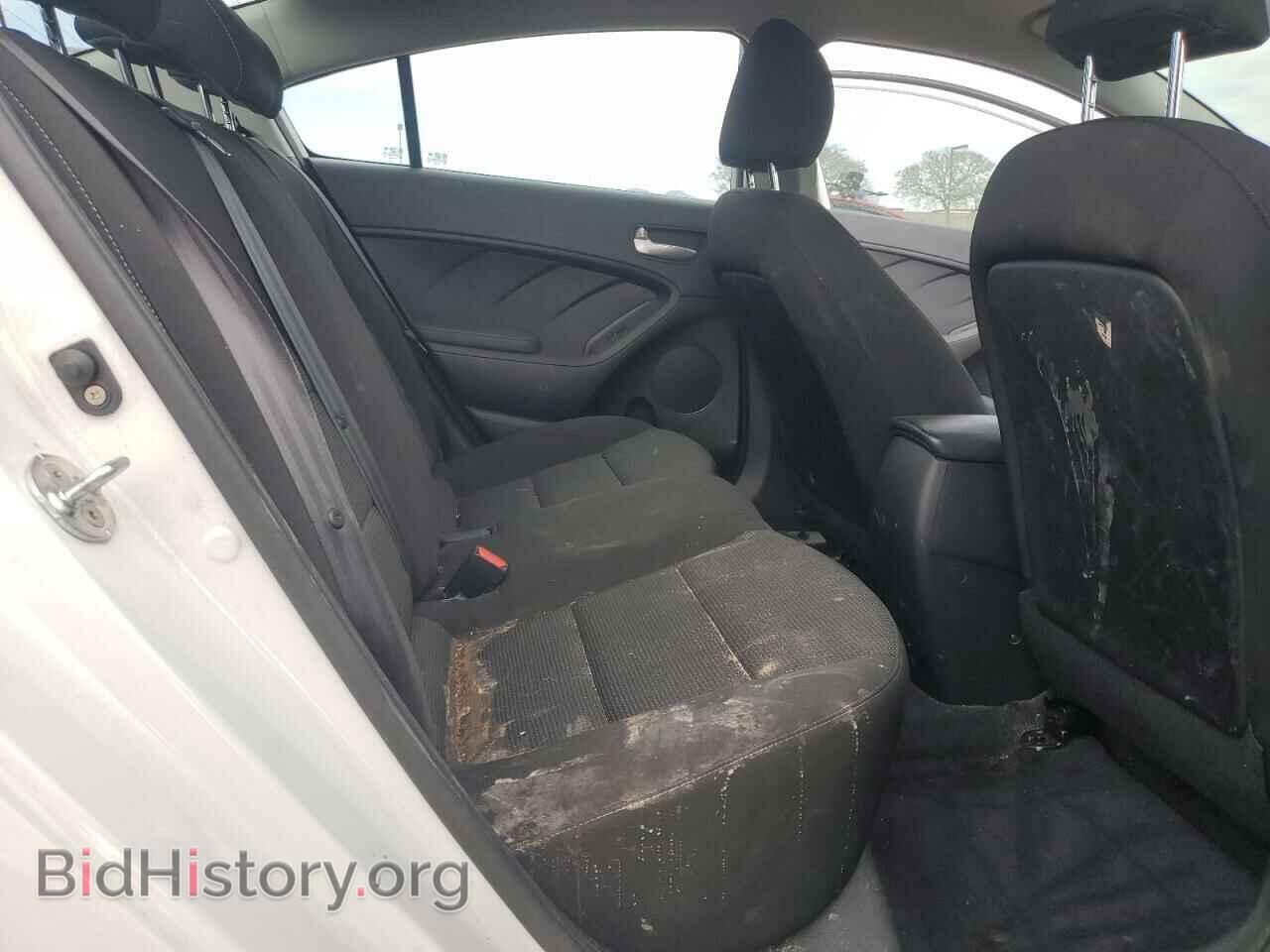 2017 KIA FORTE - VIN: 3KPFK4A73HE102001 - Фото 10