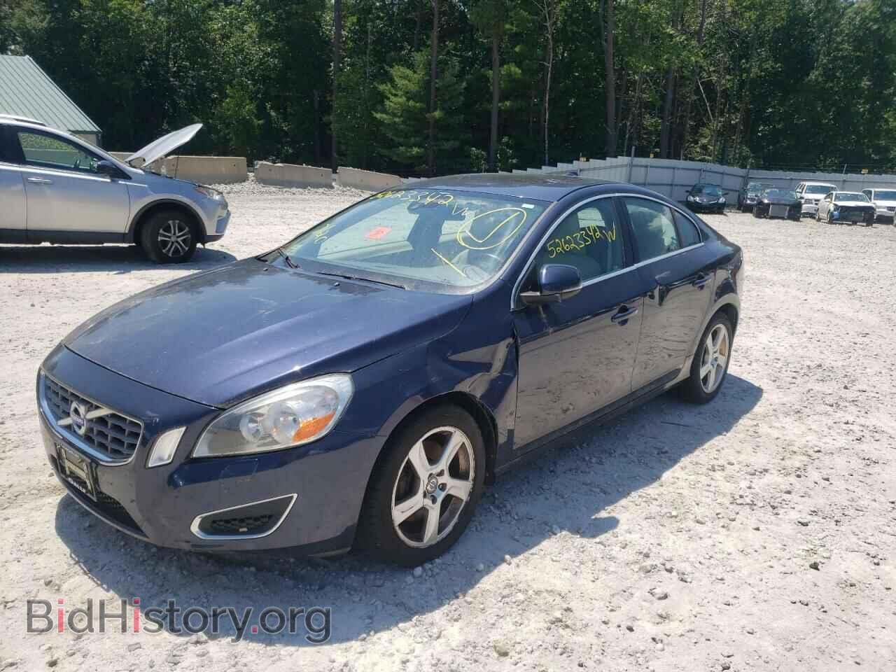 2013 VOLVO S60 - VIN: YV1612FH0D2173151 - Фото 2