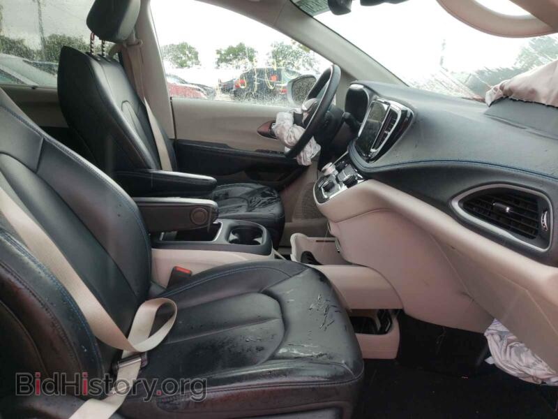 2021 Chrysler PACIFICA (VIN 2C4RC1BG6MR539927) — photo 5 of 10