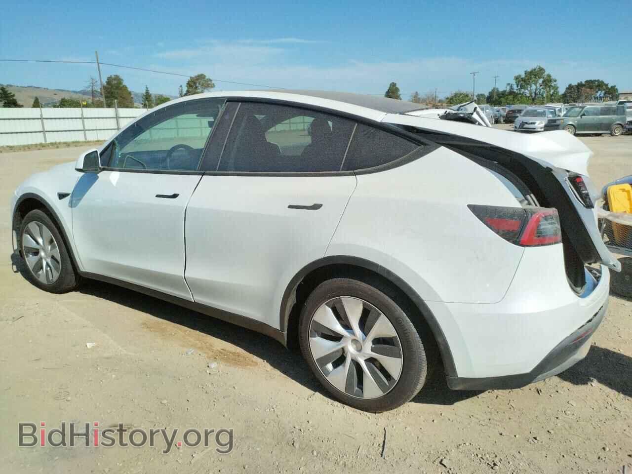 2023 TESLA MODEL Y - VIN: 7SAYGDEE0PF745324 - Фото 2