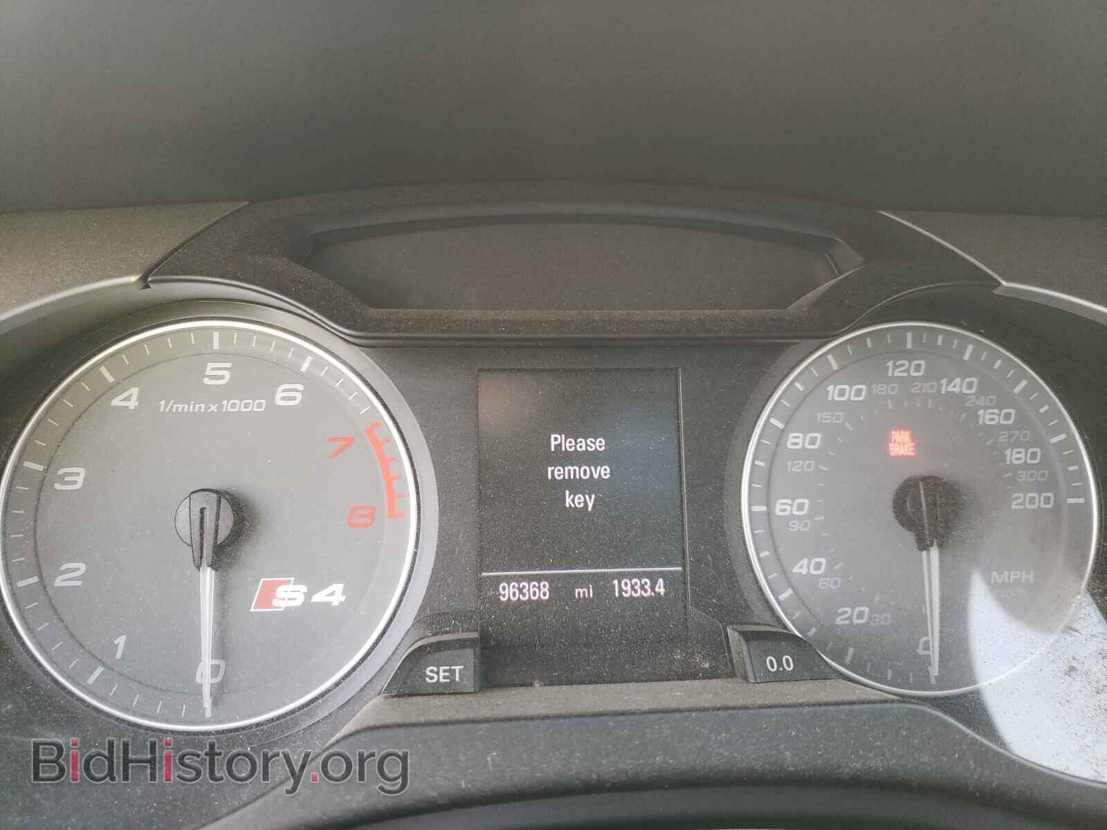 2012 AUDI S4/RS4 - VIN: WAUKGAFL0CA111557 - Фото 8