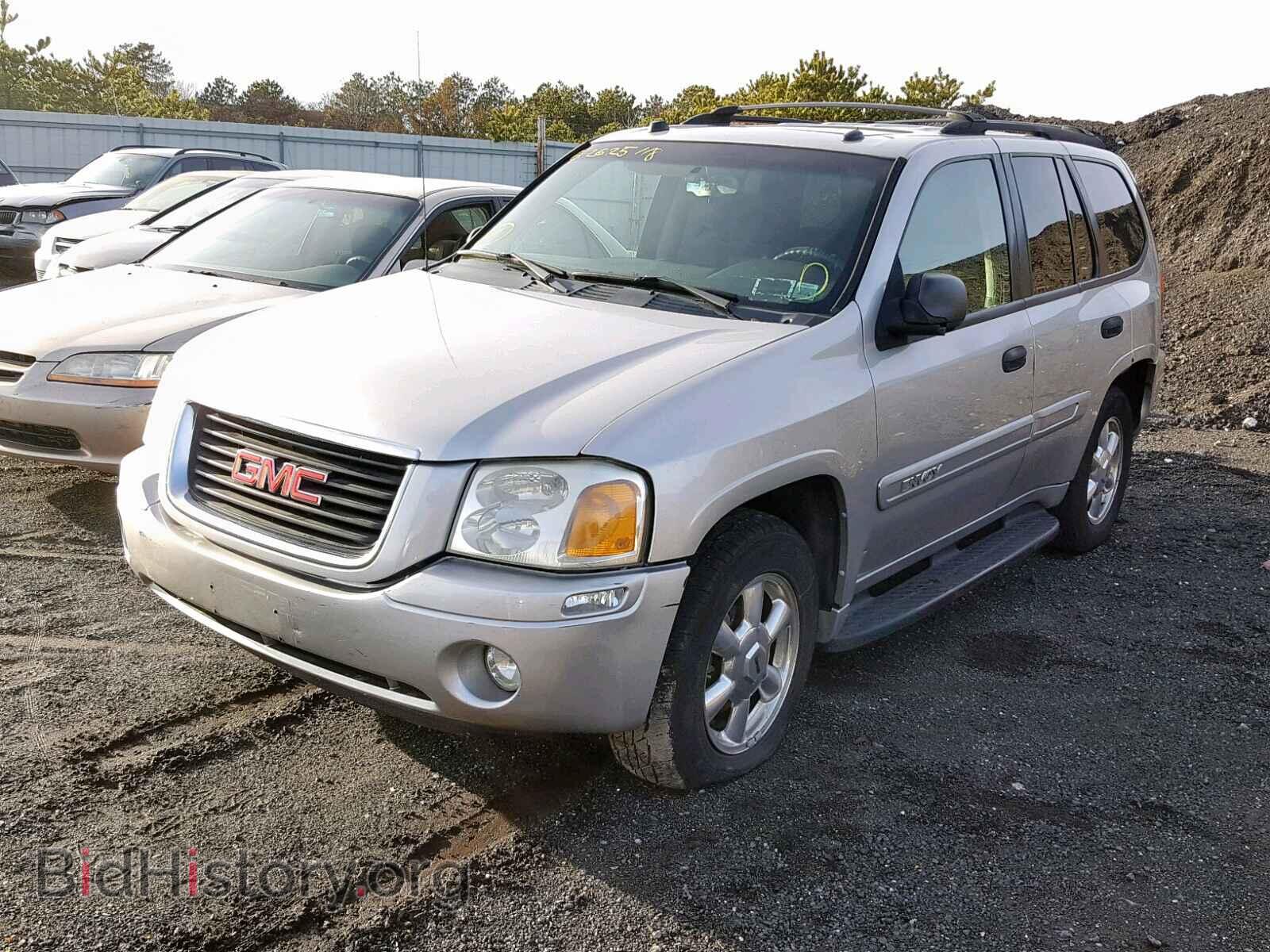 2005 GMC ENVOY - VIN: 1GKDT13S452102039 - Фото 2