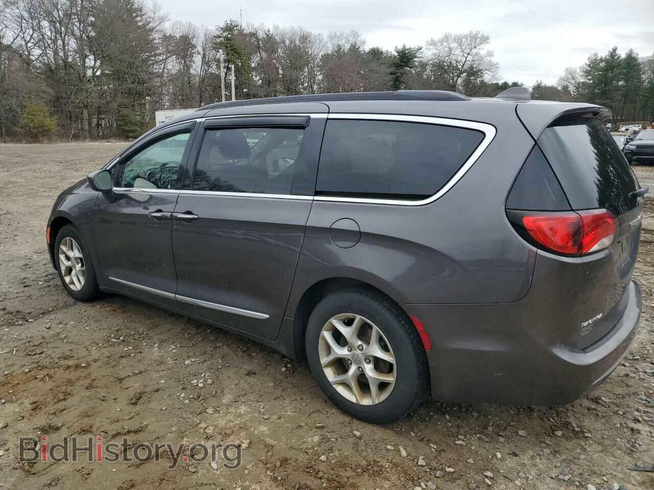 2017 CHRYSLER PACIFICA - VIN: 2C4RC1BGXHR668081 - Фото 2
