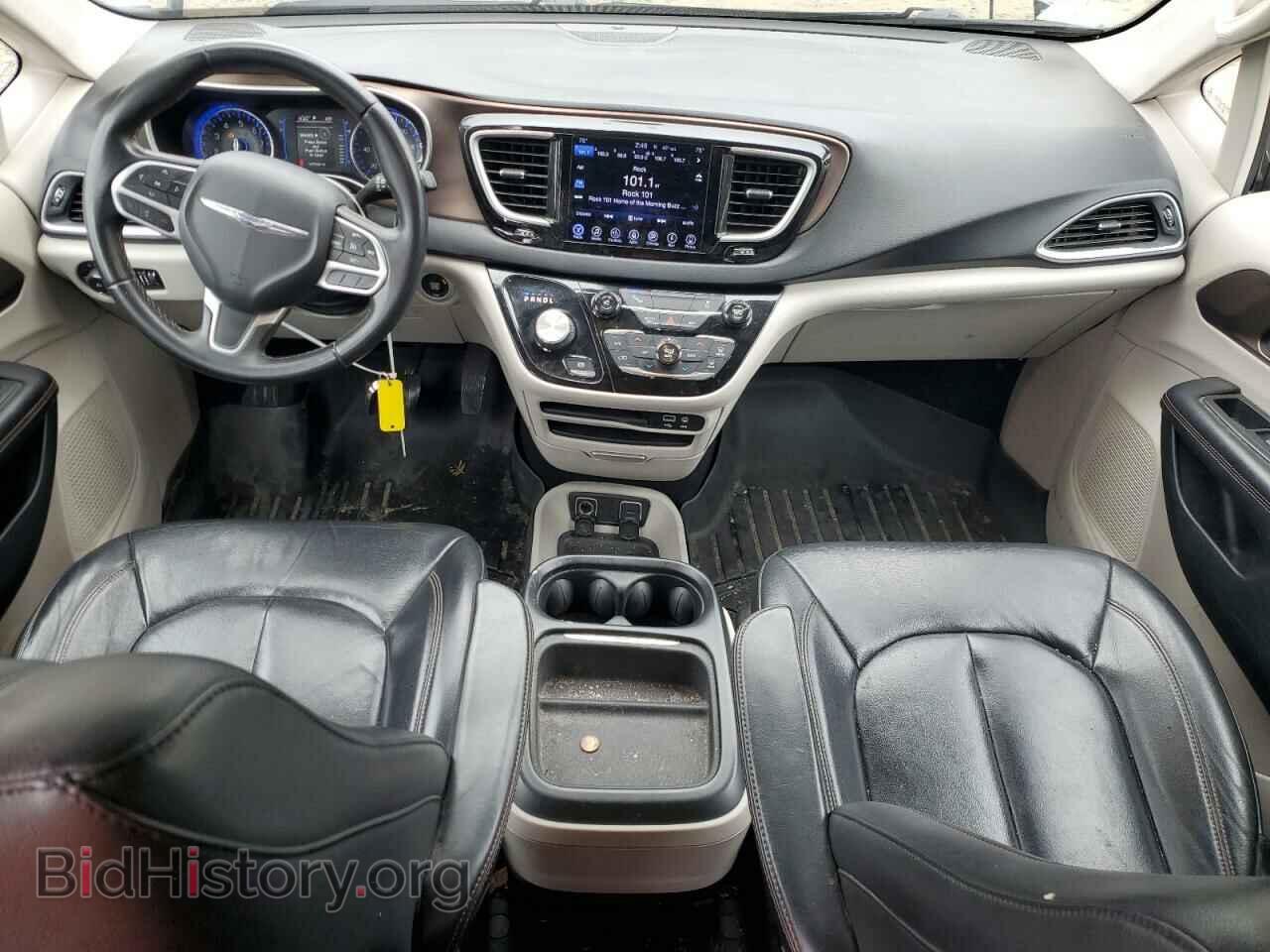 2017 CHRYSLER PACIFICA - VIN: 2C4RC1BGXHR668081 - Фото 8