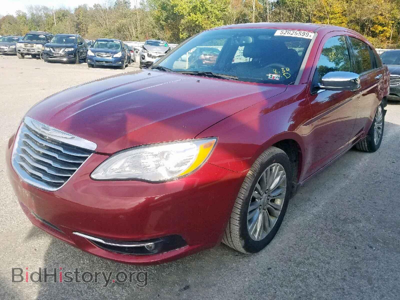 2011 CHRYSLER 200 - VIN: 1C3BC2FG7BN525499 - Фото 2