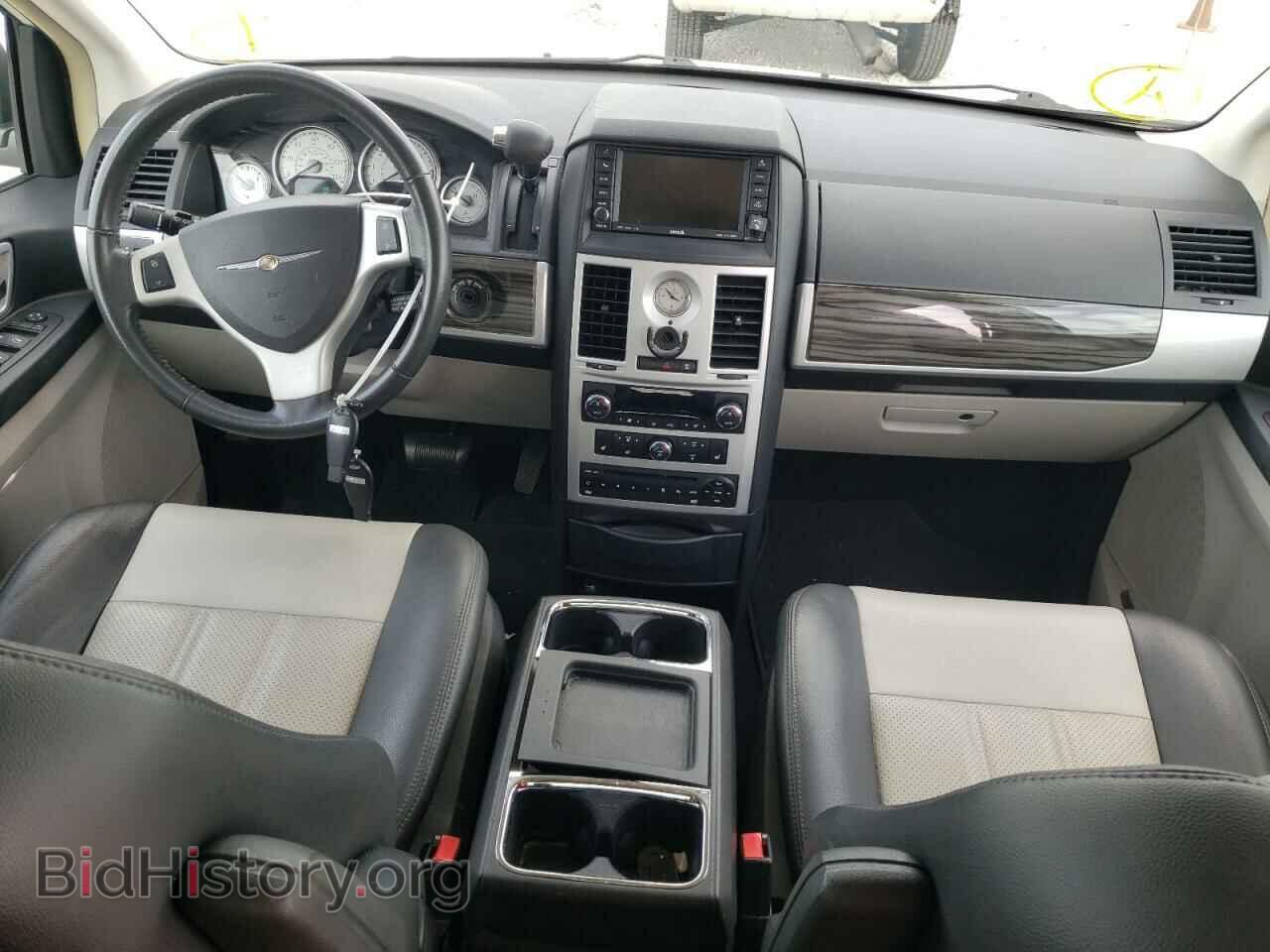 2010 CHRYSLER MINIVAN - VIN: 2A4RR8DX3AR387180 - Фото 9