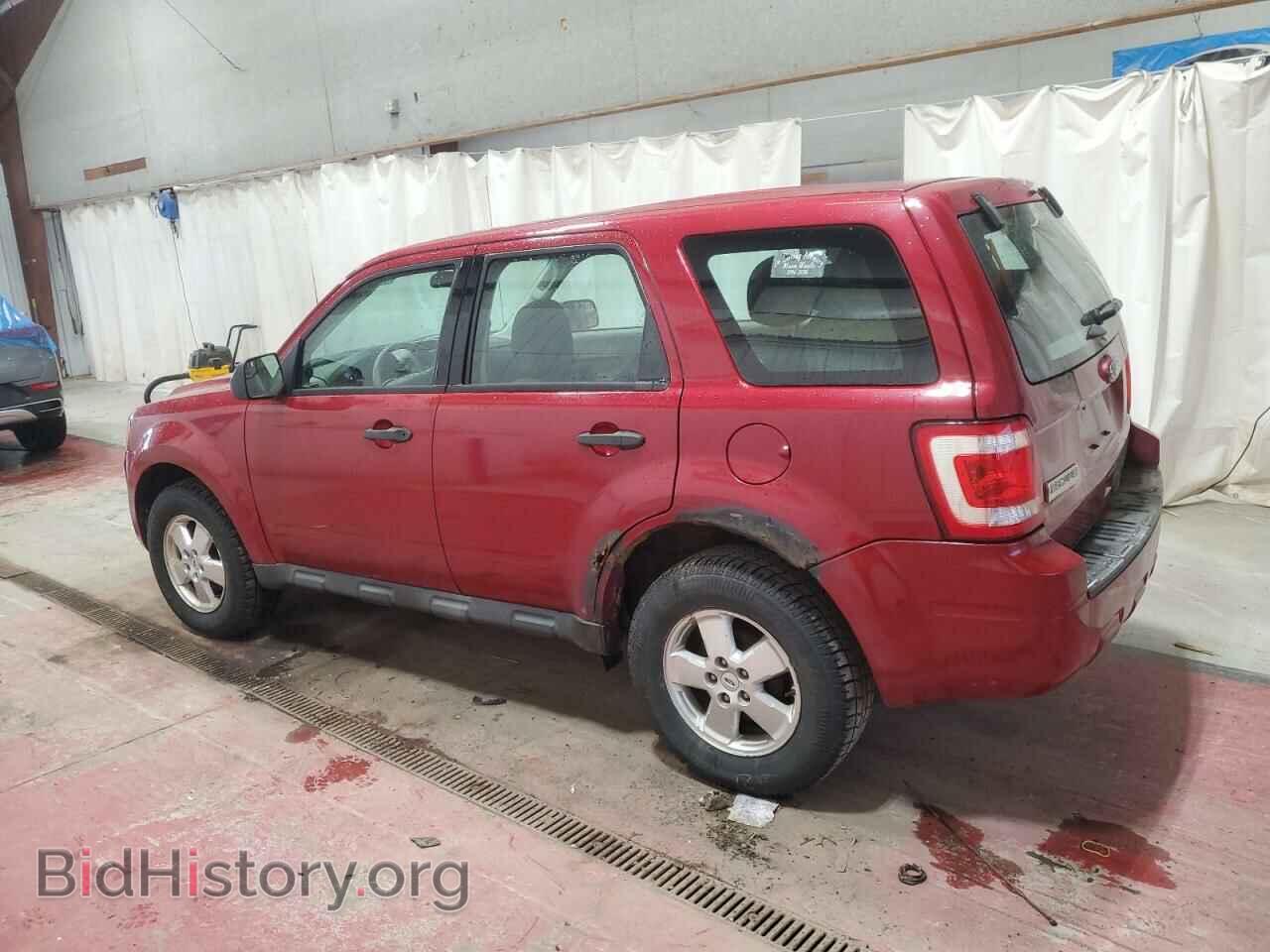 2011 FORD ESCAPE - VIN: 1FMCU0C74BKC03275 - Фото 2