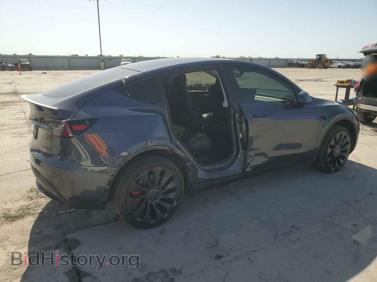 2023 TESLA MODEL Y - VIN: 7SAYGDEFXPF935981 - Фото 3