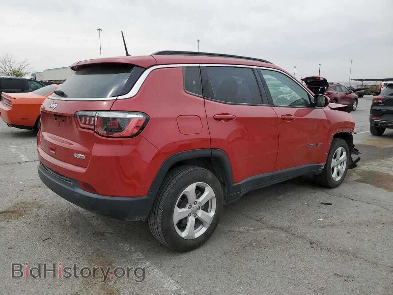 2018 JEEP COMPASS - VIN: 3C4NJDBB0JT251453 - Фото 3