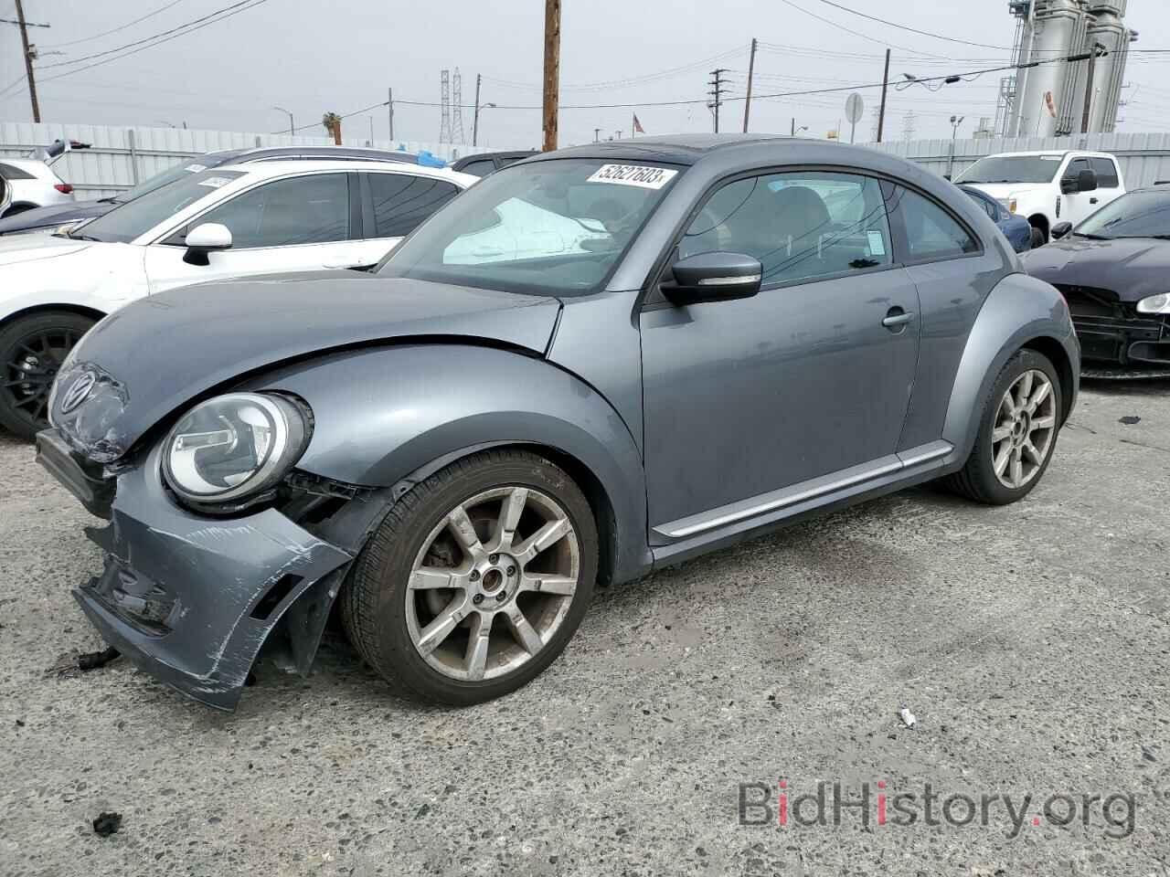 Photo 3VWJP7AT5CM657263 - VOLKSWAGEN BEETLE 2012