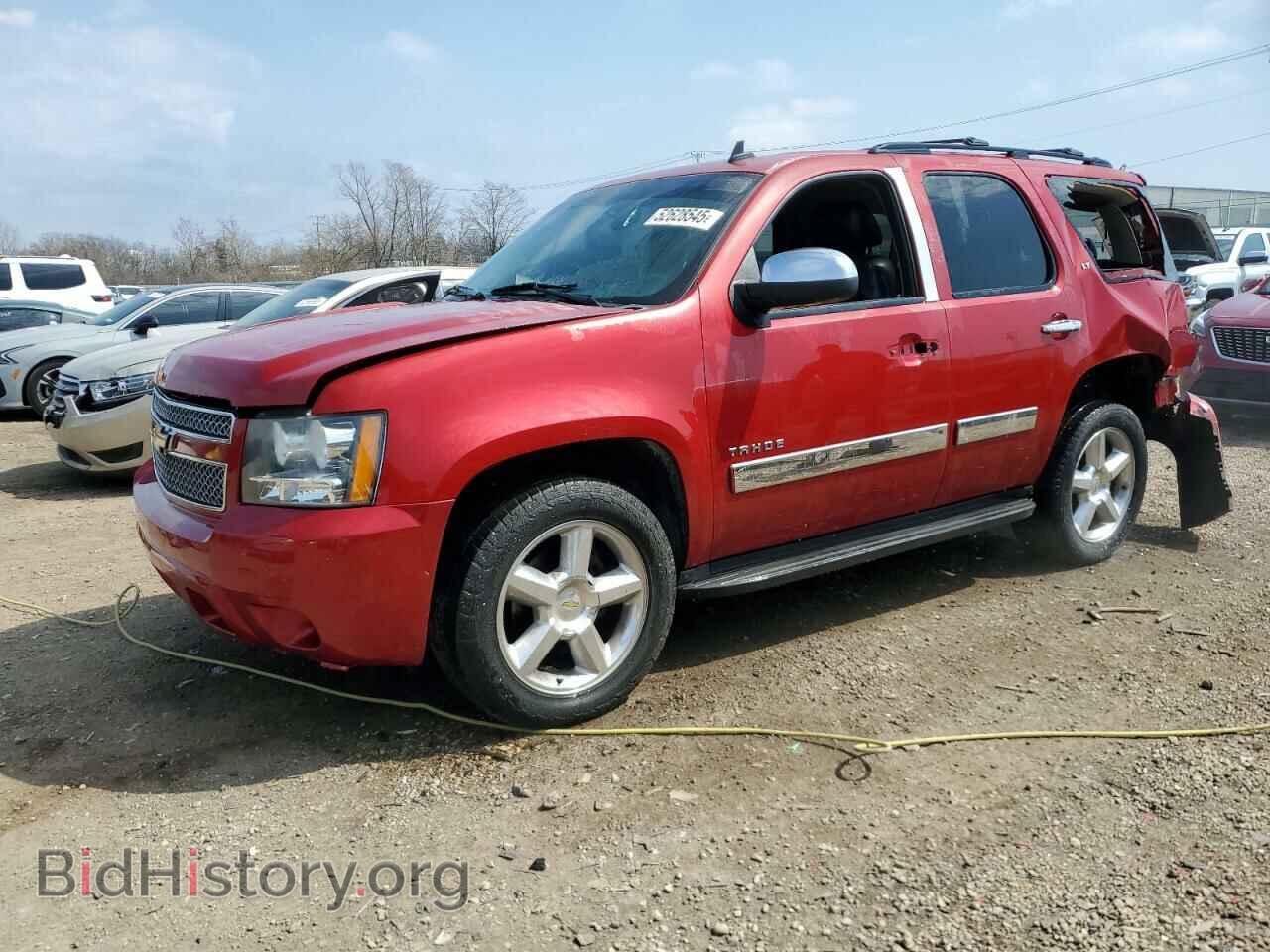 Фотография 1GNSCBE08DR321958 - CHEVROLET TAHOE 2013