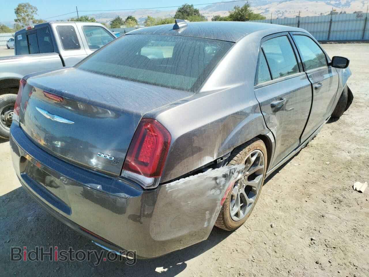 2015 CHRYSLER 300 - VIN: 2C3CCABG2FH756541 - Фото 4