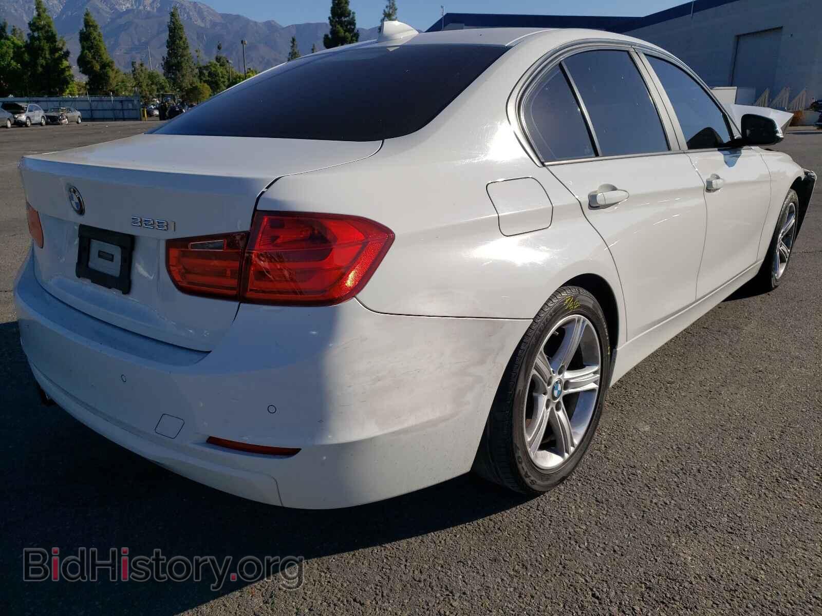 2014 BMW 3 SERIES - VIN: WBA3C1C5XEK106952 - Фото 4
